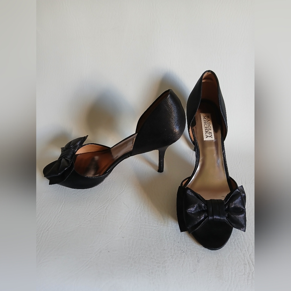 Badgley Mischka Black Women's Heels with Bow D'Orsay Peep Toe Style Sz7.5M